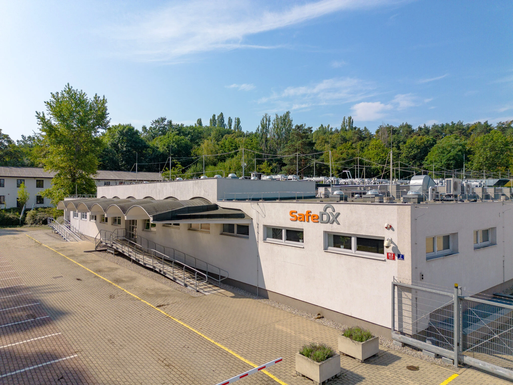 SafeDX data centre in Prague 9 Vysočany - view from the drone on the building with colocation halls.
